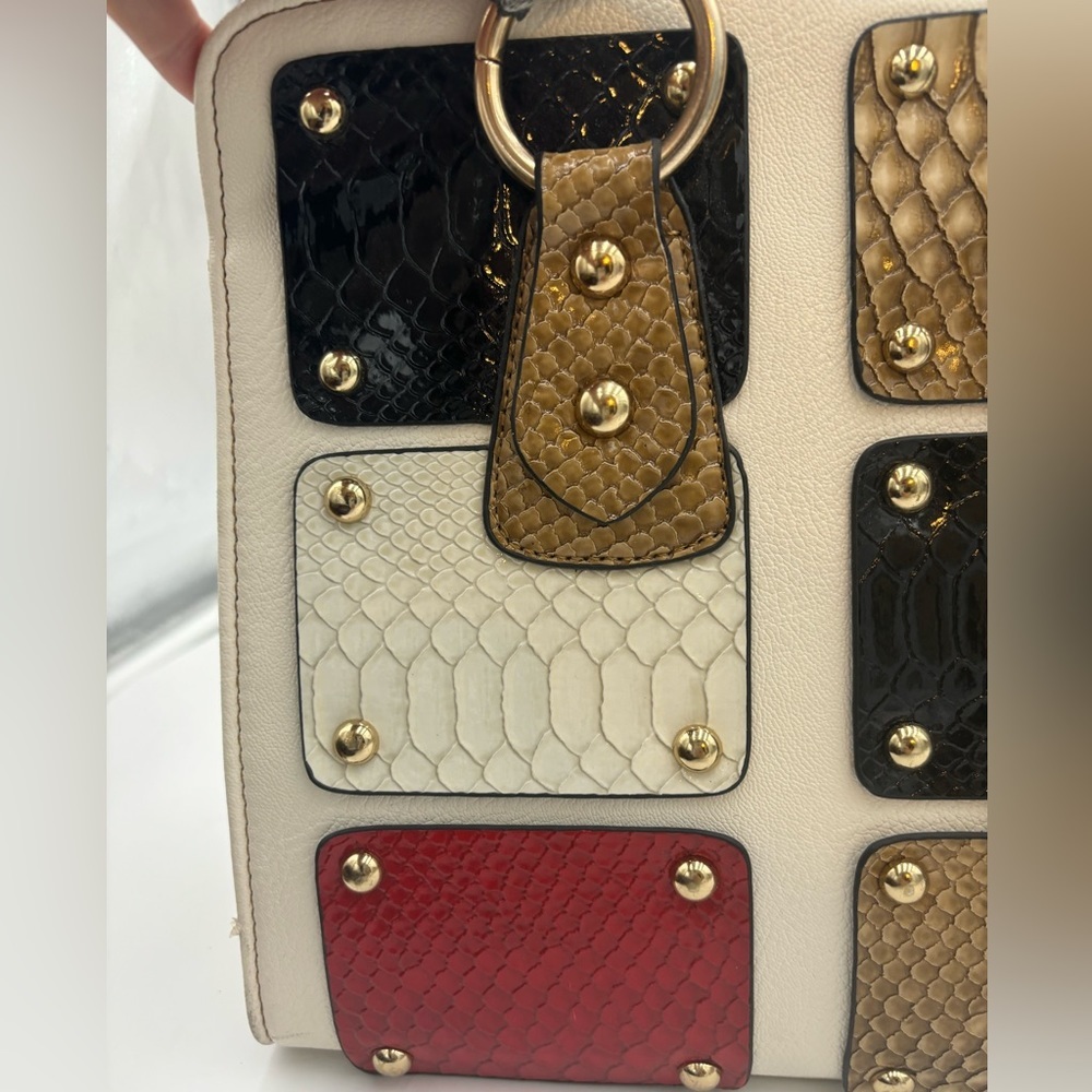 JOLIE FOLIE Tiled Front Large Handbag - Picture 16 of 16